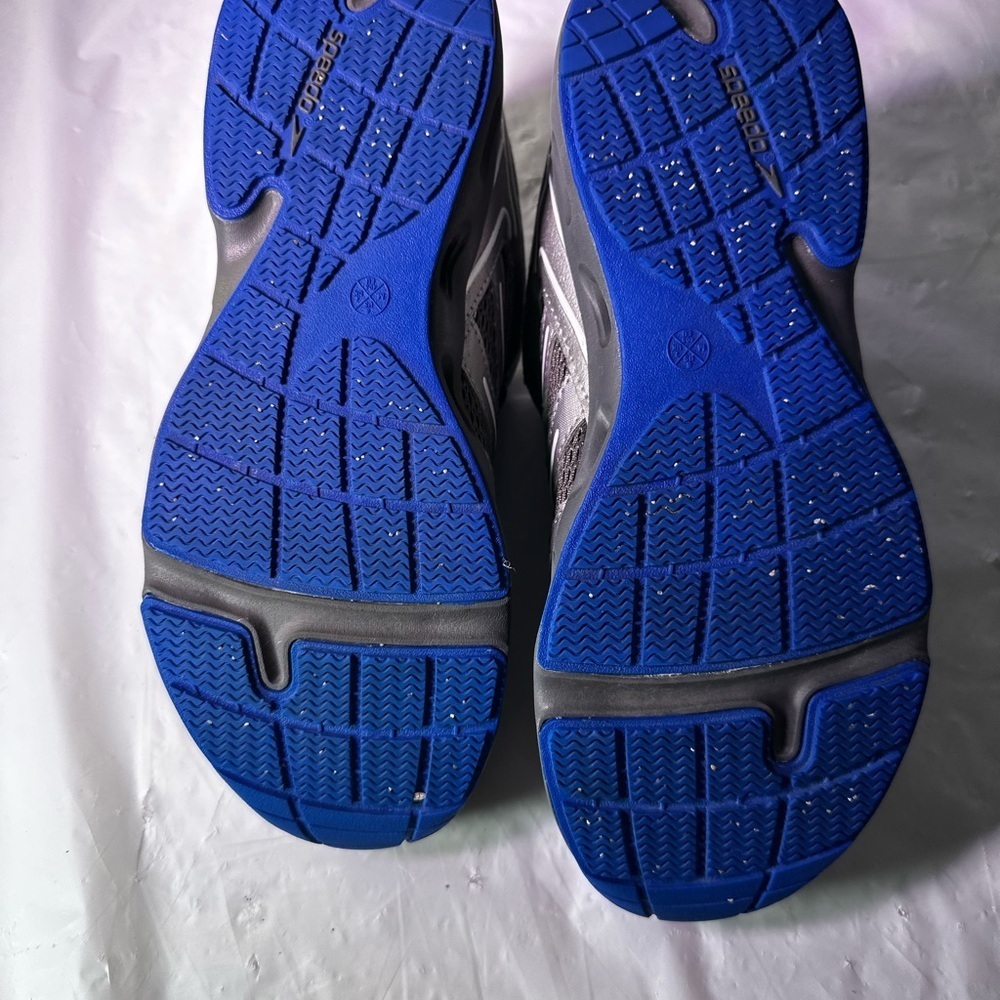 Speedo Silver and Blue Athletic Sneakers - Picture 7 of 9